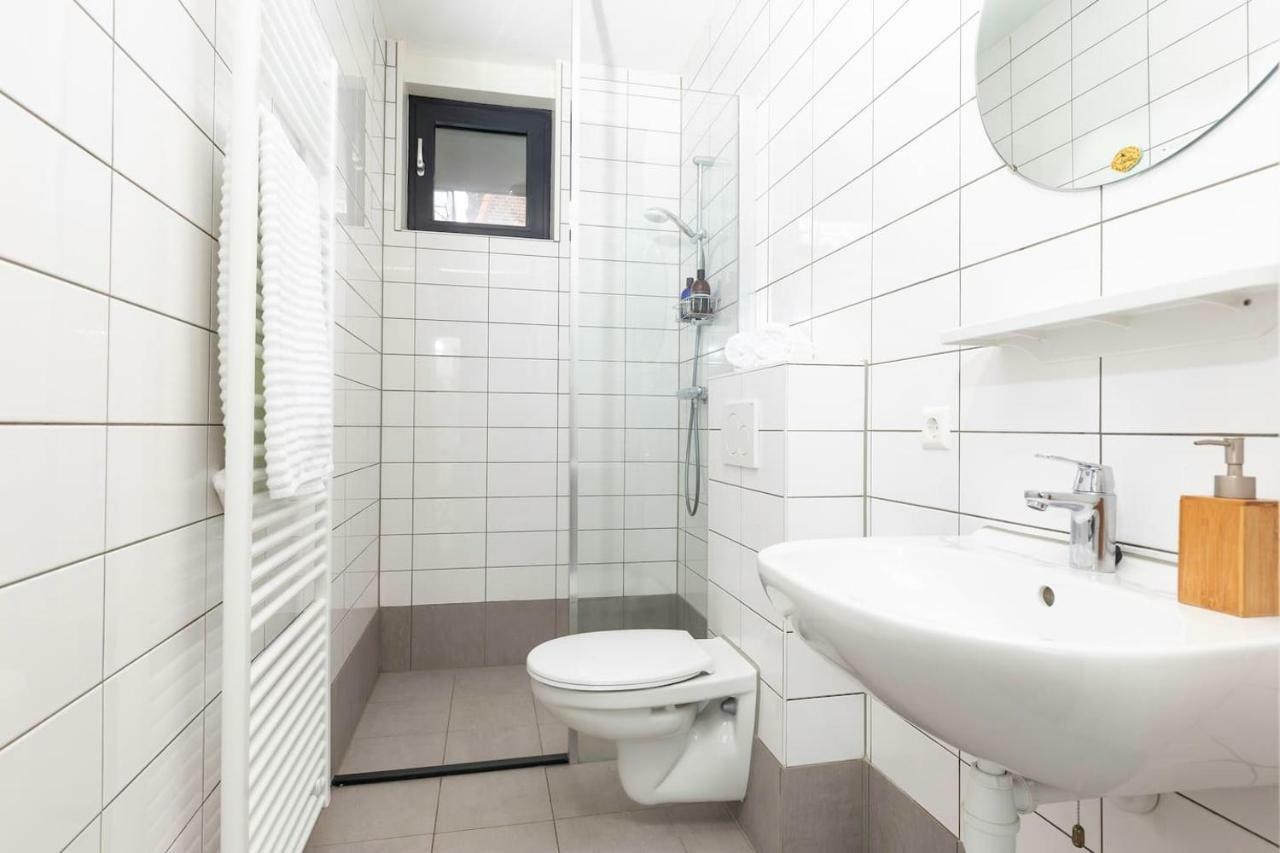 Retreat To Quite Newly Build Apt Center Delftアパートメント エクステリア 写真